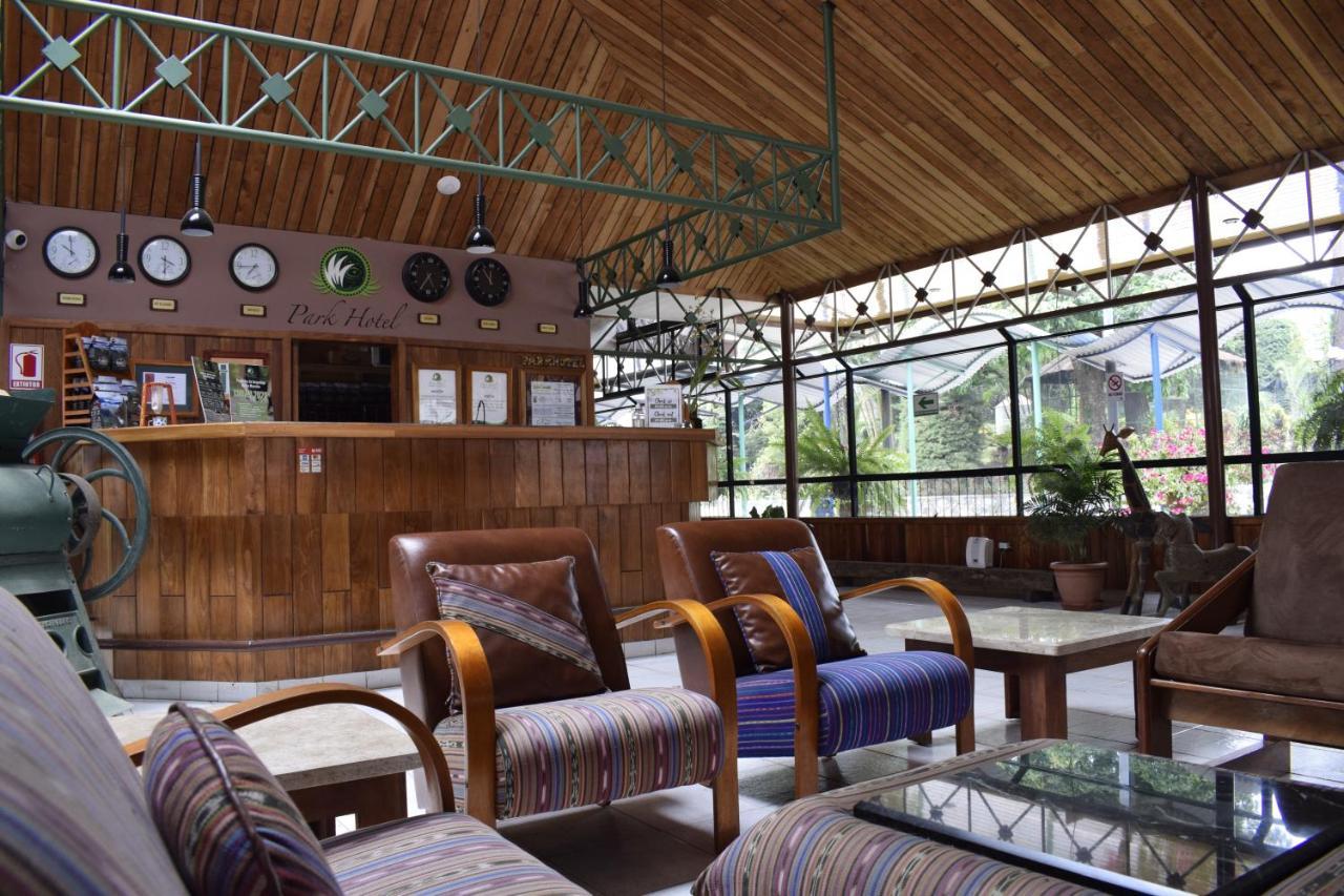 Park Hotel Santa Cruz Verapaz Exteriér fotografie