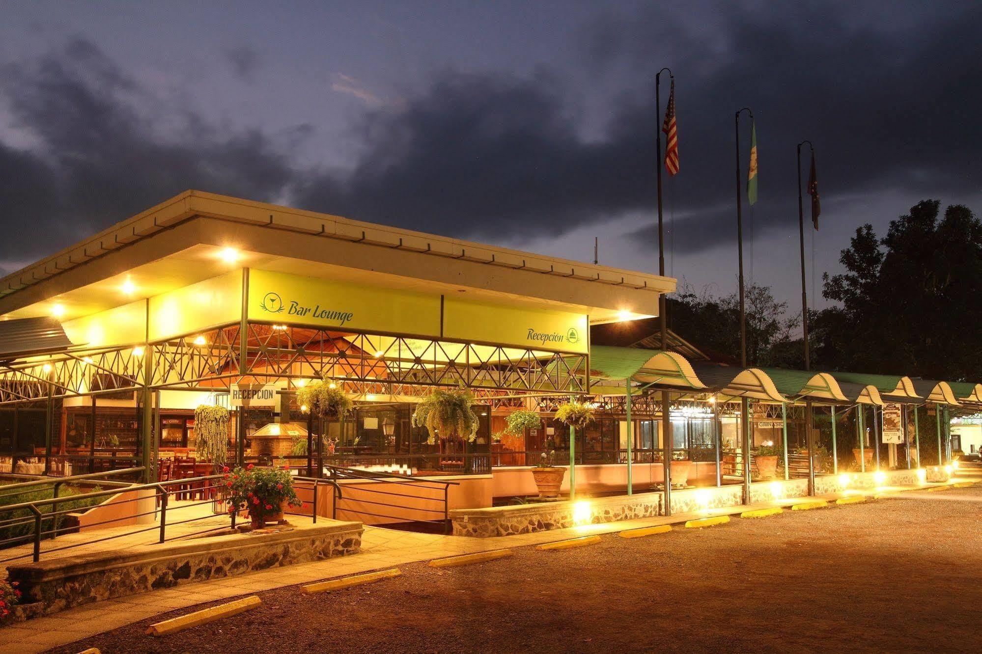 Park Hotel Santa Cruz Verapaz Exteriér fotografie